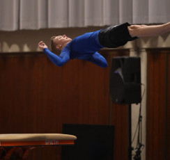 2023-12-09 Training Men 9 December Vault at CGC Bettembourg 2023 (Martin Rulsch) 04