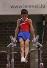2023-12-10 Warm-up Men Poussines, Benjamines and Minimes Parallel bars at CGC Bettembourg 2023 (Martin Rulsch) 069