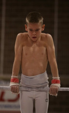 2023-12-10 Warm-up Men Poussines, Benjamines and Minimes Horizontal bar at CGC Bettembourg 2023 (Martin Rulsch) 123