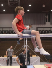 2023-12-09 Training Men 9 December Parallel bars at CGC Bettembourg 2023 (Martin Rulsch) 204