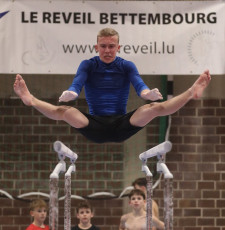 2023-12-09 Training Men 9 December Parallel bars at CGC Bettembourg 2023 (Martin Rulsch) 149