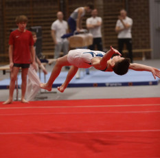 2023-12-10 Warm-up Men Poussines, Benjamines and Minimes Floor exercise at CGC Bettembourg 2023 (Martin Rulsch) 081