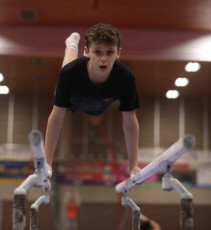 2023-12-09 Training Men 9 December Parallel bars at CGC Bettembourg 2023 (Martin Rulsch) 062