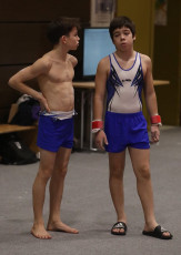 2023-12-10 Warm-up Men Poussines, Benjamines and Minimes at CGC Bettembourg 2023 Rest (Martin Rulsch) 120