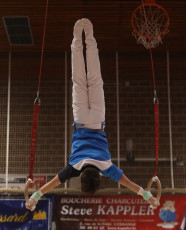 2023-12-10 Warm-up Men Jeunes Espoirs and Open Still rings at CGC Bettembourg 2023 (Martin Rulsch) 058