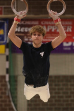 2023-12-10 Warm-up Men Jeunes Espoirs and Open Still rings at CGC Bettembourg 2023 (Martin Rulsch) 018