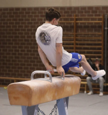 2023-12-10 Warm-up Men Jeunes Espoirs and Open Pommel horse at CGC Bettembourg 2023 (Martin Rulsch) 50