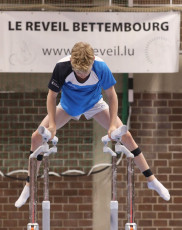 2023-12-10 Warm-up Men Jeunes Espoirs and Open Parallel bars at CGC Bettembourg 2023 (Martin Rulsch) 006