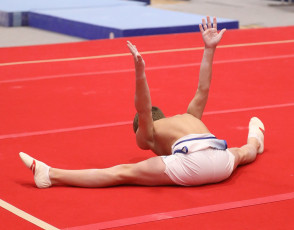 2023-12-10 Warm-up Men Jeunes Espoirs and Open Floor exercise at CGC Bettembourg 2023 (Martin Rulsch) 094