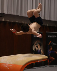 2023-12-10 Warm-up Men Poussines, Benjamines and Minimes Vault at CGC Bettembourg 2023 (Martin Rulsch) 04