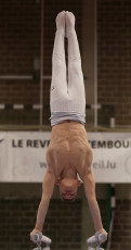2023-12-10 Warm-up Men Poussines, Benjamines and Minimes Parallel bars at CGC Bettembourg 2023 (Martin Rulsch) 130