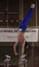 2023-12-10 Warm-up Men Poussines, Benjamines and Minimes Parallel bars at CGC Bettembourg 2023 (Martin Rulsch) 040
