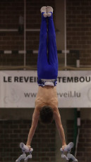 2023-12-10 Warm-up Men Poussines, Benjamines and Minimes Parallel bars at CGC Bettembourg 2023 (Martin Rulsch) 039
