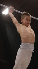 2023-12-10 Warm-up Men Poussines, Benjamines and Minimes Horizontal bar at CGC Bettembourg 2023 (Martin Rulsch) 189