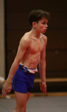 2023-12-10 Warm-up Men Poussines, Benjamines and Minimes Floor exercise at CGC Bettembourg 2023 (Martin Rulsch) 124