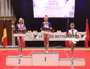 2023-12-09 Victory ceremony Women at CGC Bettembourg 2023 (Martin Rulsch) 09