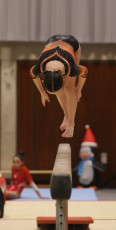 2023-12-09 Warm-up Women Poussines and Open Balance beam at CGC Bettembourg 2023 (Martin Rulsch) 370