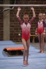 2023-12-09 Warm-up Women Benjamines and Jeunes Espoirs Balance beam Uneven bars at CGC Bettembourg 2023 (Martin Rulsch) 009