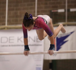 2023-12-09 Warm-up Women Poussines and Open Uneven bars at CGC Bettembourg 2023 (Martin Rulsch) 013