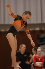 2023-12-09 Warm-up Women Poussines and Open Balance beam at CGC Bettembourg 2023 (Martin Rulsch) 324