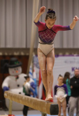 2023-12-09 Warm-up Women Poussines and Open Balance beam at CGC Bettembourg 2023 (Martin Rulsch) 190