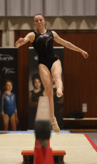 2023-12-09 Warm-up Women Poussines and Open Balance beam at CGC Bettembourg 2023 (Martin Rulsch) 062