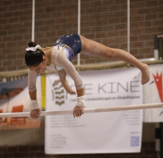 2023-12-09 Warm-up Women Poussines and Open Uneven bars at CGC Bettembourg 2023 (Martin Rulsch) 022