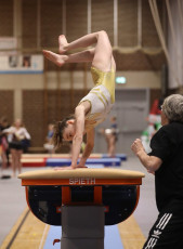2023-12-09 Warm-up Women Benjamines and Jeunes Espoirs Balance beam Vault at CGC Bettembourg 2023 (Martin Rulsch) 13