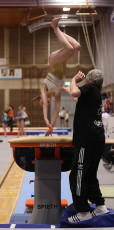 2023-12-09 Warm-up Women Benjamines and Jeunes Espoirs Balance beam Vault at CGC Bettembourg 2023 (Martin Rulsch) 06