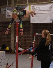 2023-12-09 Warm-up Women Benjamines and Jeunes Espoirs Balance beam Uneven bars at CGC Bettembourg 2023 (Martin Rulsch) 085