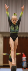 2023-12-09 Warm-up Women Benjamines and Jeunes Espoirs Balance beam Balance beam at CGC Bettembourg 2023 (Martin Rulsch) 214