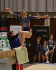 2023-12-09 Warm-up Women Benjamines and Jeunes Espoirs Balance beam Balance beam at CGC Bettembourg 2023 (Martin Rulsch) 124